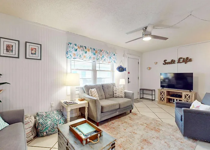 Gulf Village 203